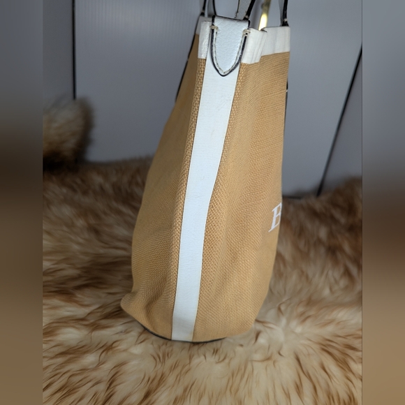 Burberry Logo Printed Raffia Tote bag - Picture 3 of 10